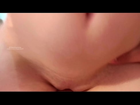 ❤️ 睡在姐姐的房间里,就这样被吵醒了 ❤ Hard porn❤